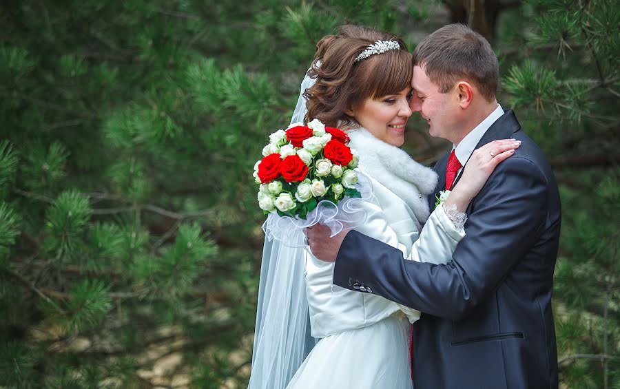 Fotógrafo de casamento Vladimir Ezerskiy (dokk). Foto de 7 de janeiro 2018