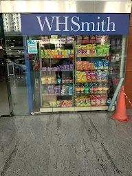 WHSmith Store photo 1