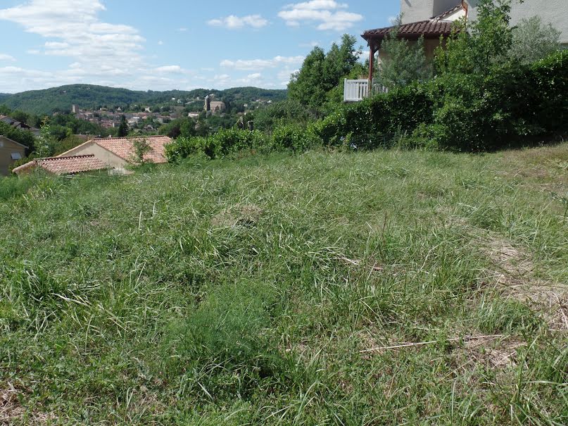 Vente terrain  687 m² à Puy-l'Evêque (46700), 28 500 €