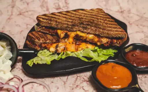 Tandoori Paneer Sandwich