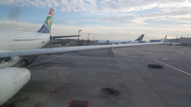 Bafana Bafana head back to South Africa from Ghana as their South African Airways (SAA) flight from Accra left as scheduled on Friday.