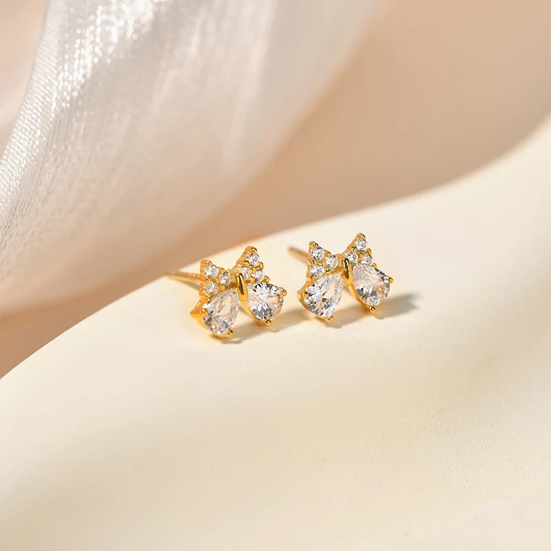 Temperament 925 Sterling Zilveren Strik Oorbellen – Sierlijke oorbellen die elke outfit verfraaien. Een subtiele toevoeging voor een elegante en chique uitstraling.