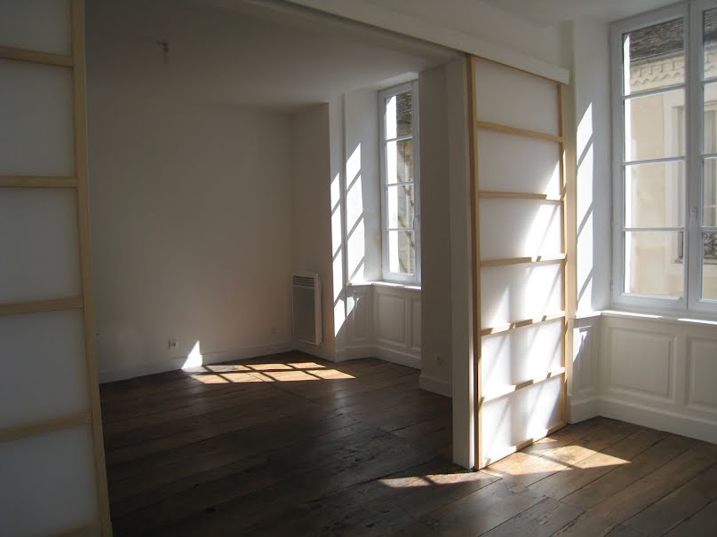 Location  appartement 2 pièces 37 m² à Saint-Yrieix-la-Perche (87500), 380 €