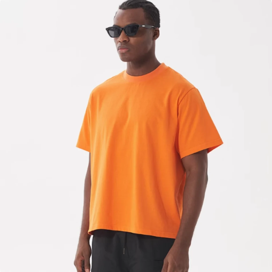 Tall And Versatile Pure Cotton T-shirt American Style Comfort and Perfect Fit for a Casual and Elegant Look Ideal for An