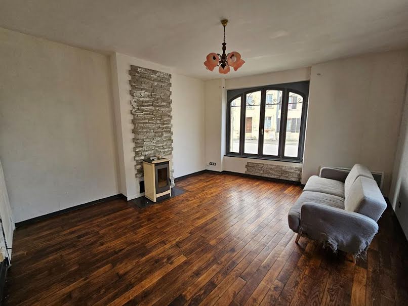 Vente maison 4 pièces 92 m² à Revigny-sur-Ornain (55800), 86 000 €