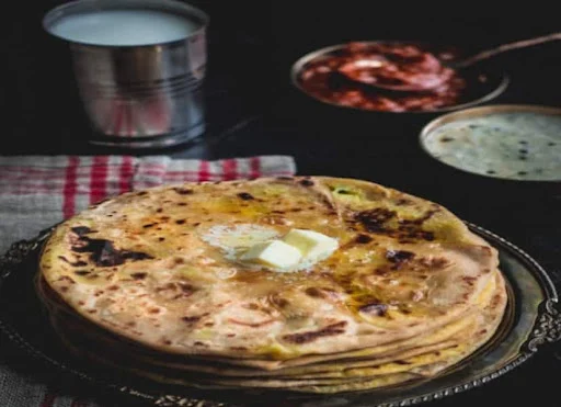 Aloo Pyaz Parantha