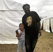 Nandi Bushell meeting Questlove from The Roots.
