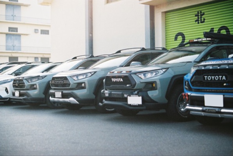 RAV4のNikon F2・Nikkor50mmf1.4・昭和感・期限切れフィルムに関するカスタム事例の投稿画像1枚目