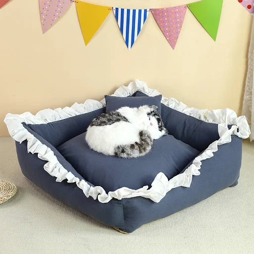 Cat Bed Small Gog Bed Cute Lace Puppy Square Sleeping Cushion Bed Cat Sofa, Warming Dog Nest with Pillow, Washable Pet B