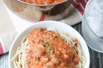 Walnut Sauce - Vegan + Budget-Friendly Recipe