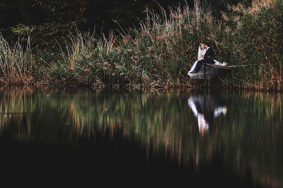 Wedding photographer Mirek Basista (fotoperla). Photo of 5 October 2016