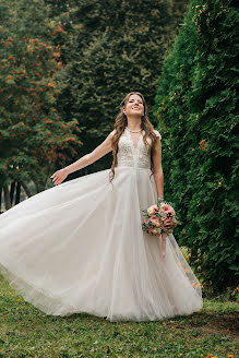 Fotógrafo de casamento Olga Sevostyanova (olsevost). Foto de 1 de dezembro 2019