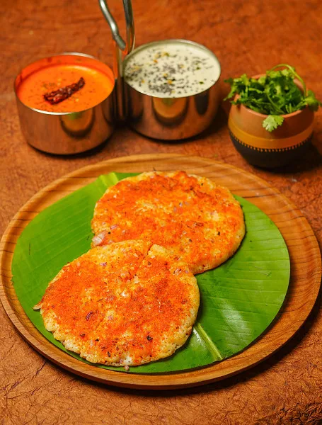 Podi Onion Uttapam