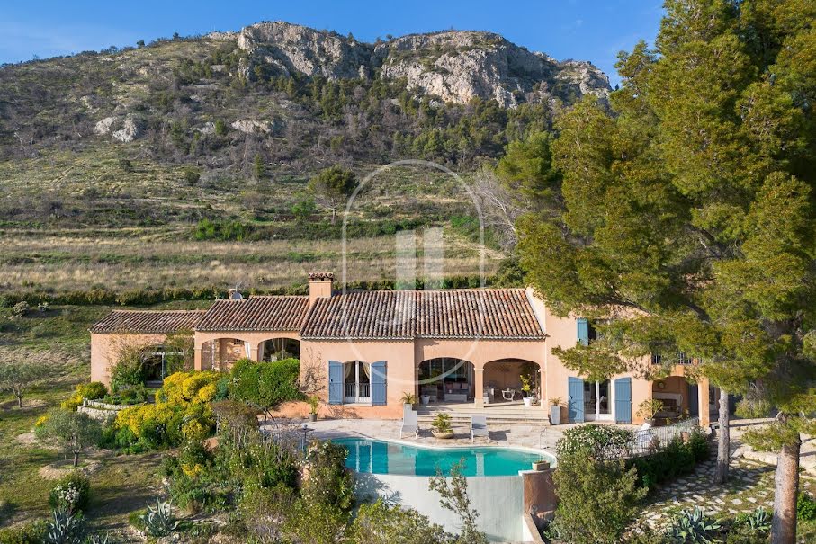 Vente maison 9 pièces 303 m² à Saint-Hippolyte-le-Graveyron (84330), 1 590 000 €