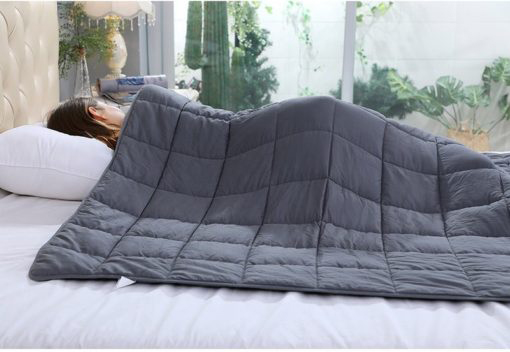 GreenLeaf Home weighted blanket.