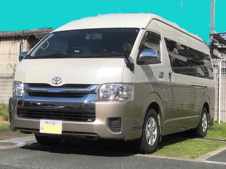 ライムさんが投稿した10人乗り・車内快適・ドライブ・レンタカー・ハイエース200系に関するカスタム事例の投稿画像1枚目