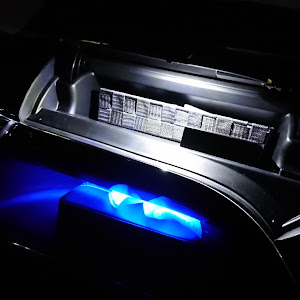 ヴォクシー ZRR80W