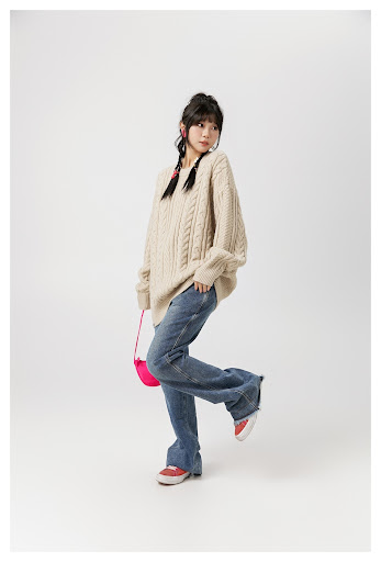 Title 9, Japanese-style Retro Brocade Round Neck Sweater...