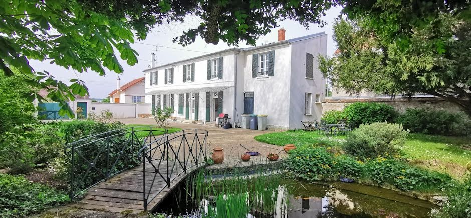 Vente maison 6 pièces 172 m² à Mandres-les-Roses (94520), 495 000 €