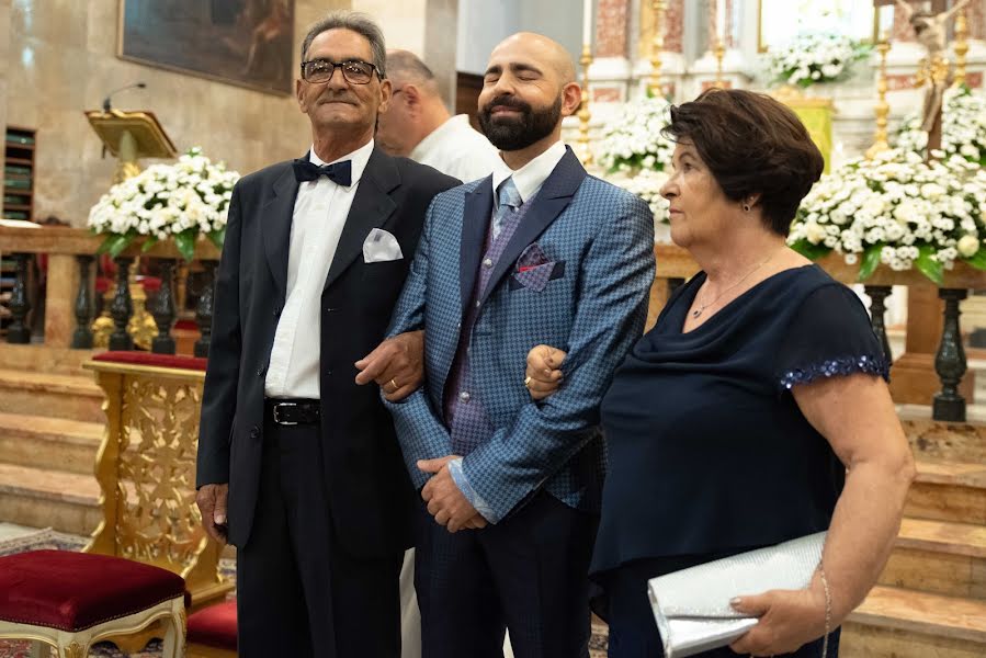 Fotografo di matrimoni Antonio Ruzzoli (antonioruzz). Foto del 13 aprile 2019