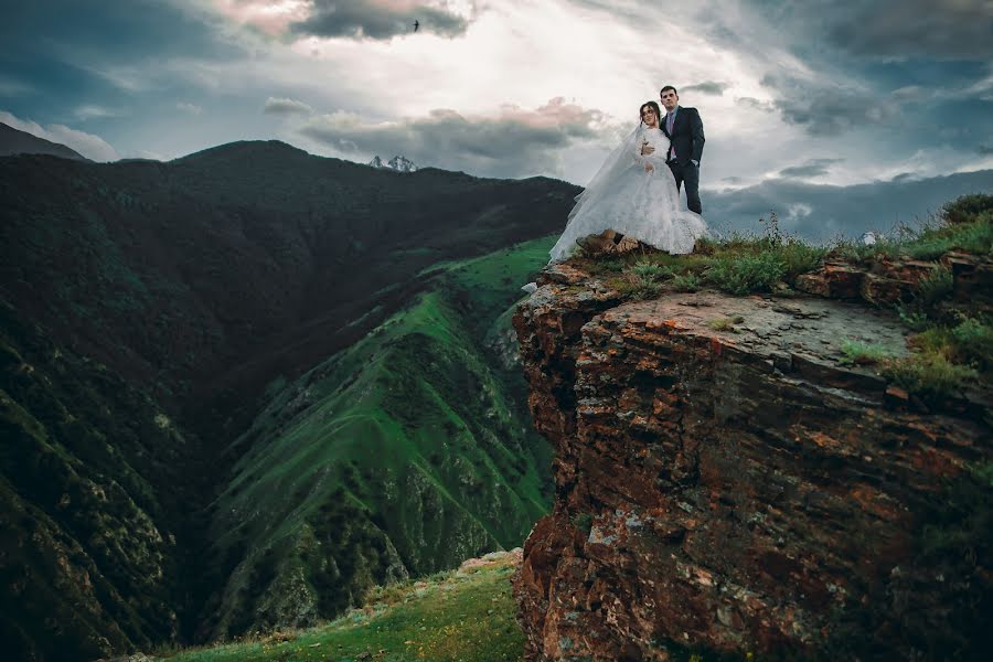 Wedding photographer Georgiy Takhokhov (taxox). Photo of 10 June 2018