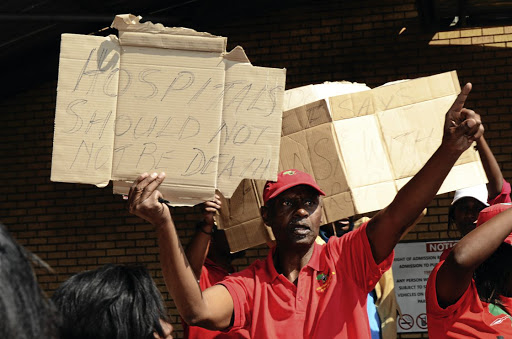 Staff members at Thelle Mogoerane Hospital in Vosloorus took to the streets on Tuesday demanding that the CEO steps down after six infants died since July.