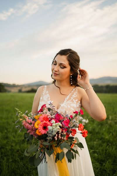 Jurufoto perkahwinan Ola Fras (olafras). Foto pada 18 Julai 2023