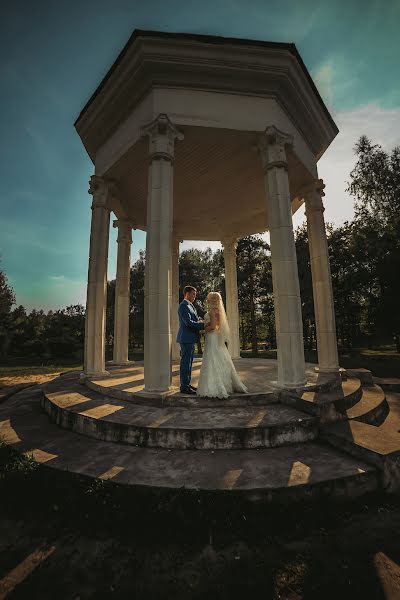 शादी का फोटोग्राफर Aleksey Safonov (photokiller111)। अगस्त 22 2016 का फोटो