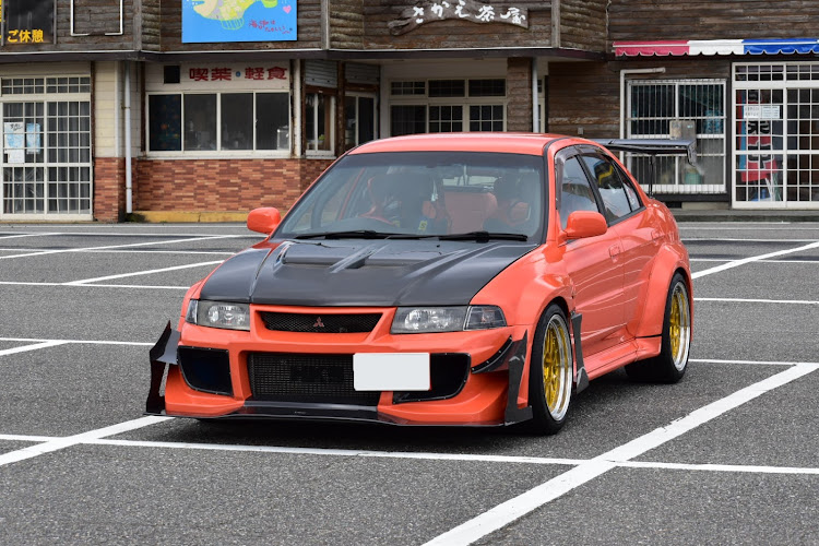 ランサーエボリューションのドライブ・BBS・ホイールマッチング・オレンジに関するカスタム事例の投稿画像2枚目