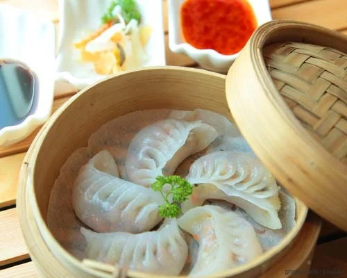 Plant Based Chicken Momos