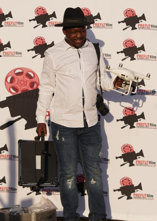 Mthokozisi Shange, self-taught photographer and videographer.