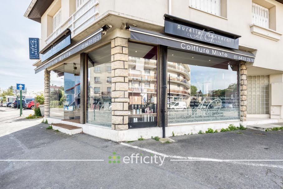 Vente locaux professionnels  54 m² à Mitry-Mory (77290), 72 000 €