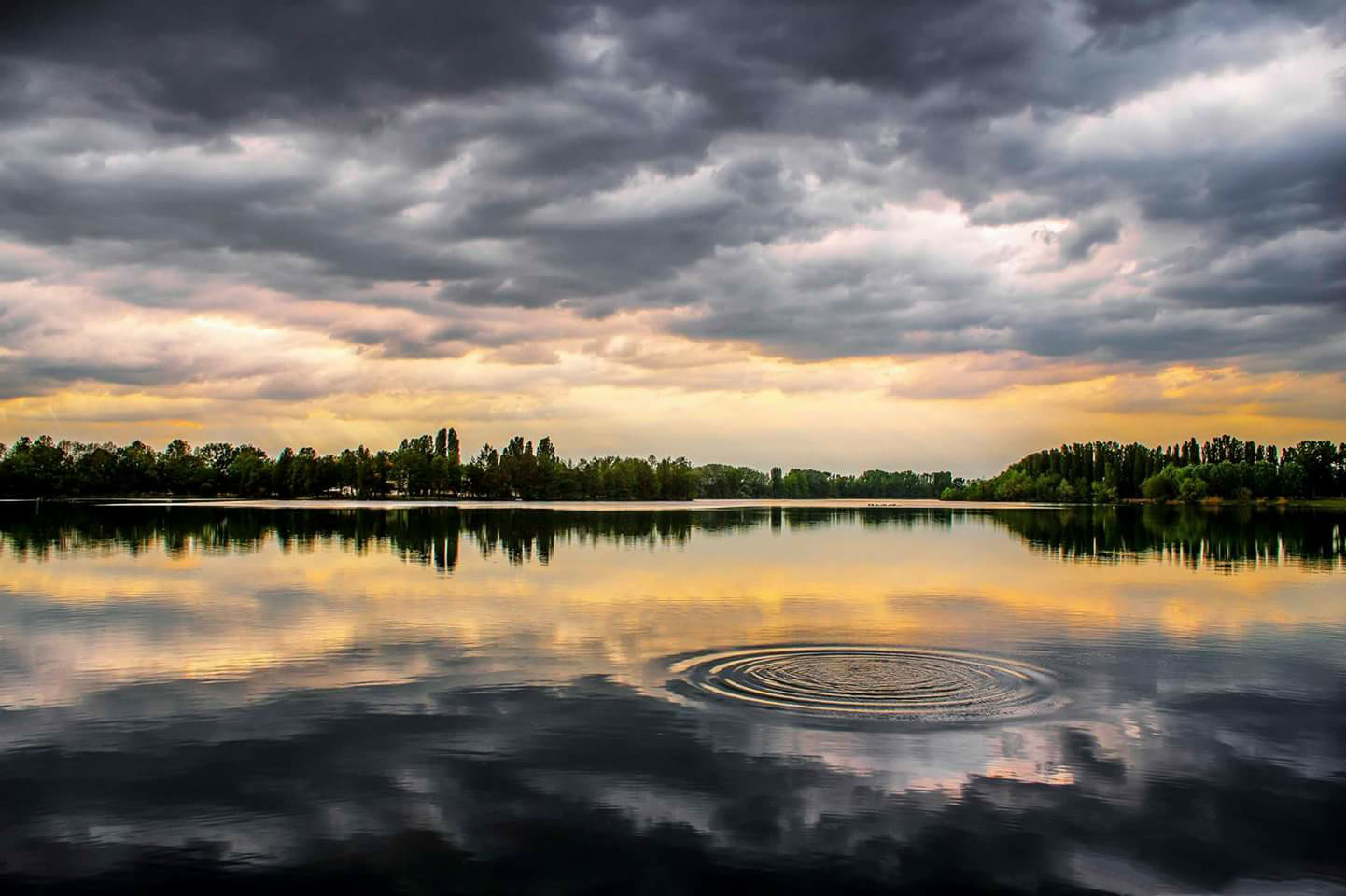 sky reflections di Rickytre