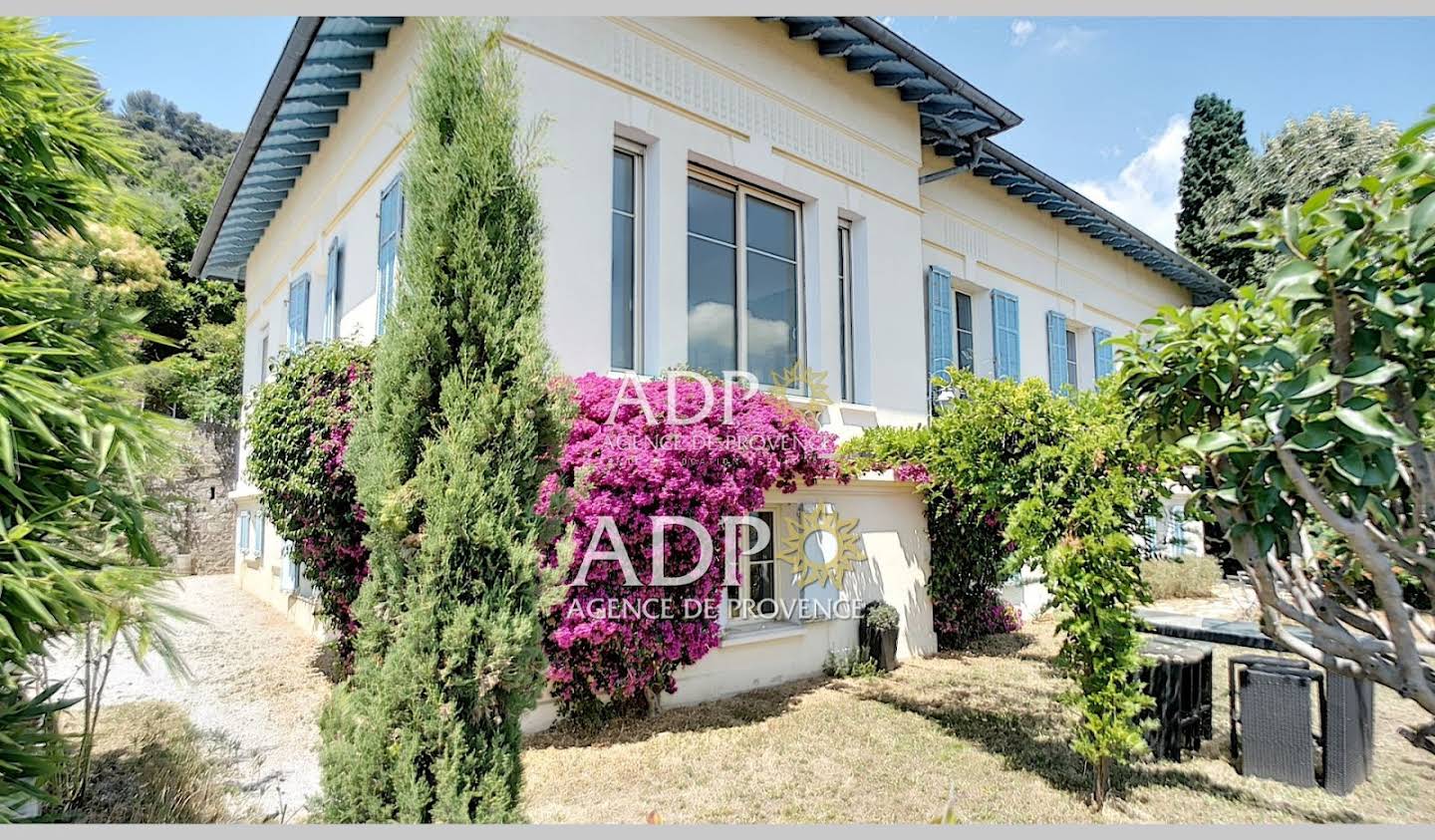 House with pool and terrace Grasse