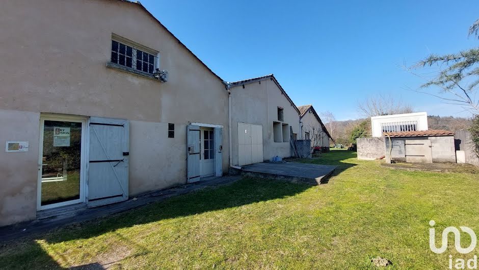 Vente maison 9 pièces 268 m² à Lamothe-Montravel (24230), 175 000 €