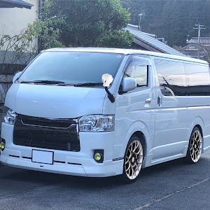 レジアスエースバン