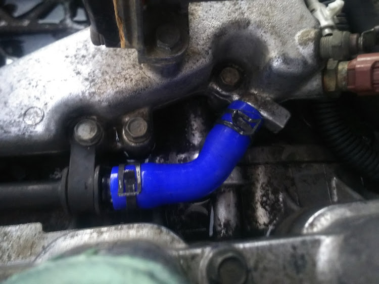 アルシオーネSVXのSVX・DIY・汎用品流用・お漏らし修理に関するカスタム事例の投稿画像2枚目