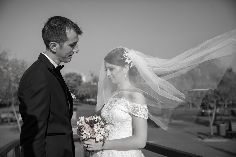 Fotógrafo de casamento Elena Cosma (elenacosma). Foto de 10 de agosto 2014