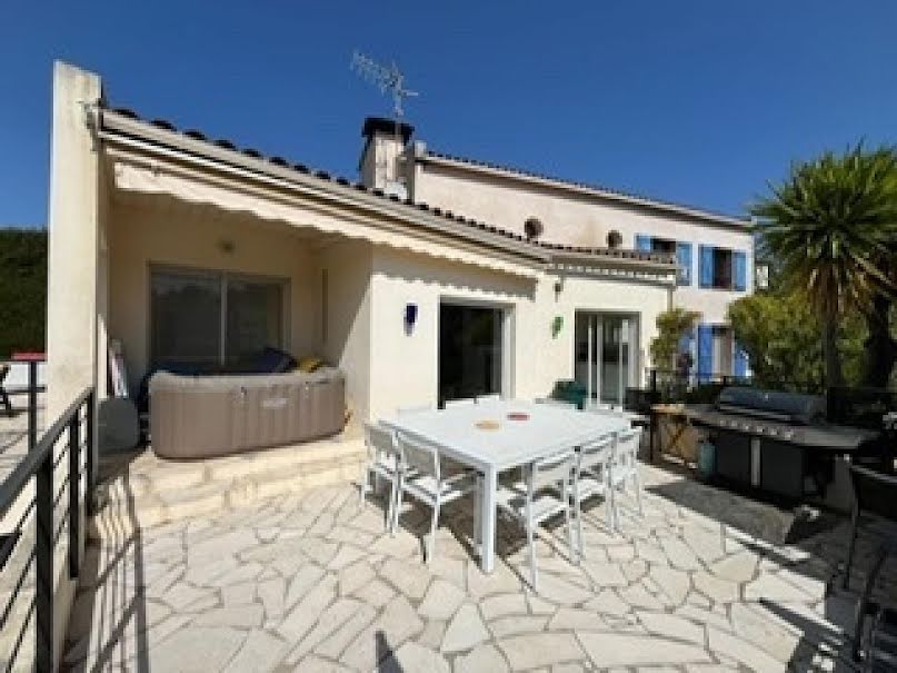 Vente maison 6 pièces 249 m² à Saint-Laurent-du-Var (06700), 1 390 000 €