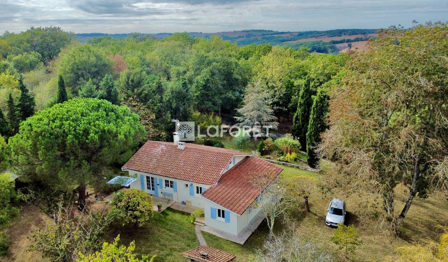 Maison avec terrasse Nérac