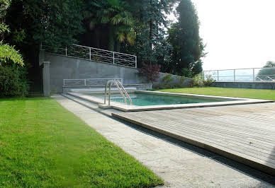 Maison avec jardin et terrasse 3