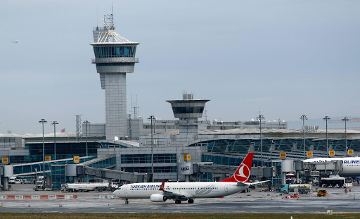 A Turkish Airlines aircraft taxis at Ataturk International Airport in Istanbul, Turkey, February 13, 2016. REUTERS/Murad Sezer/File Photo