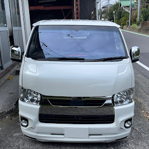 ハイエースバン TRH200V