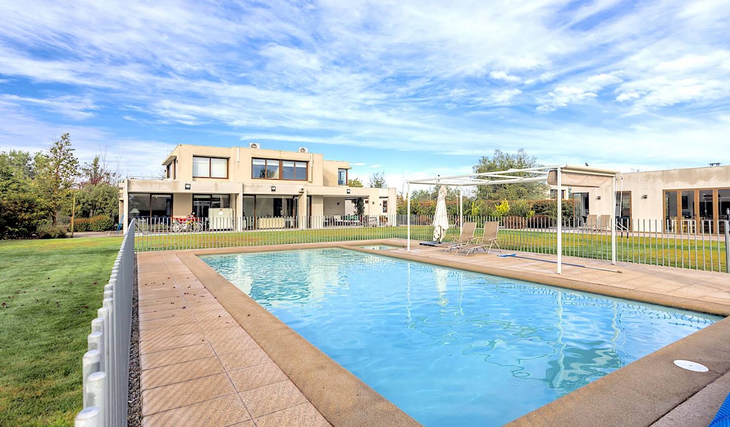 Maison avec jardin et terrasse Colina