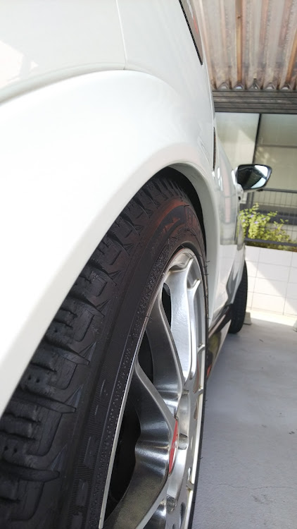 ジュークの車高調整に関するカスタム事例の投稿画像3枚目