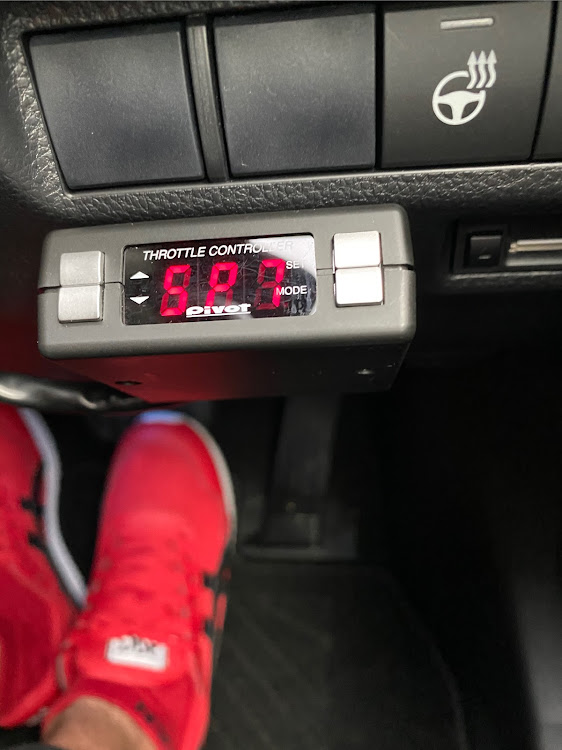RAV4のスロコンに関するカスタム事例の投稿画像1枚目