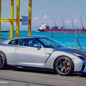 NISSAN GT-R R35