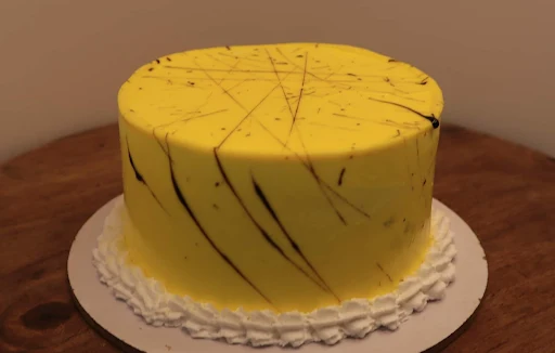 Supreme Pineapple Mini Cake [300 Grams]