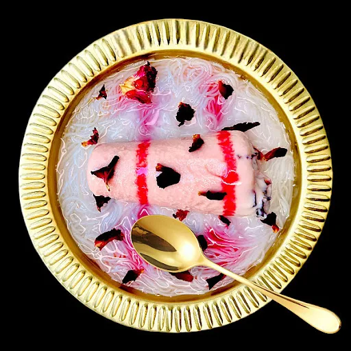 Shahi Gulab Kulfi Falooda