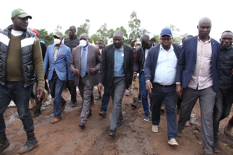 Former Kasipul MP Oyugi Magwanga with his entourage during his endorsement for Homa Bay governorship at Kosele stadium in Karachuonyo constituency on January 17,2022